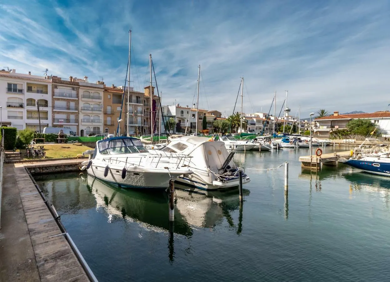 Goldhome - Salins Empuriabrava Spain